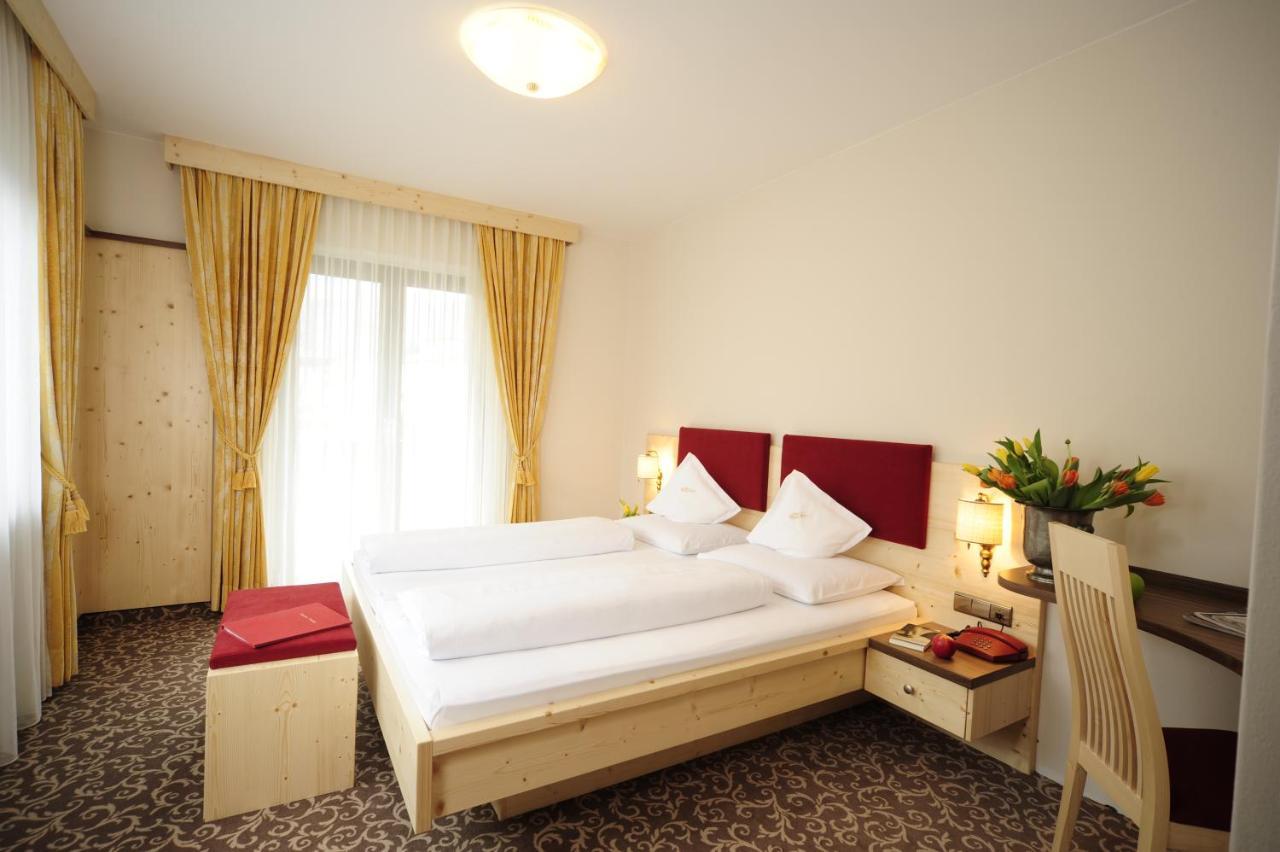 Hotel Verena Lana Esterno foto